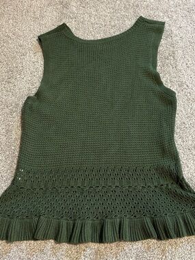 Women’s Medium Sleeveless Knit Top in Deep Olive Green crochet flowy summer Tank